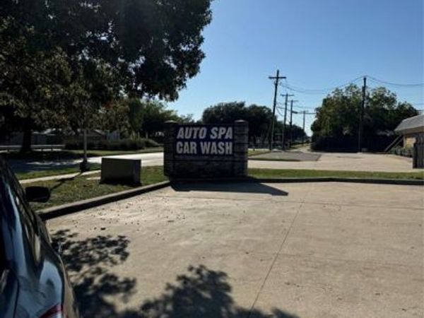 3025 Arapaho Road, Garland, TX 75044