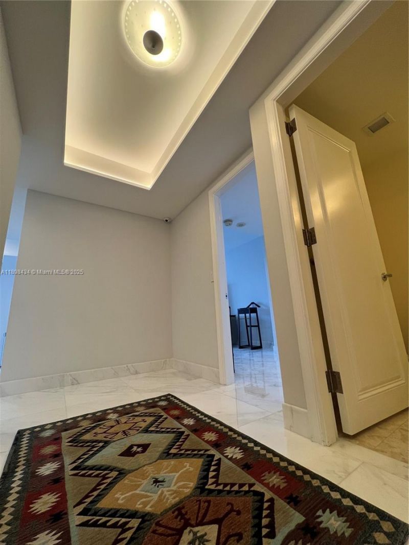 1435 Brickell Ave, Unit 3307, Miami, FL 33131 Photo