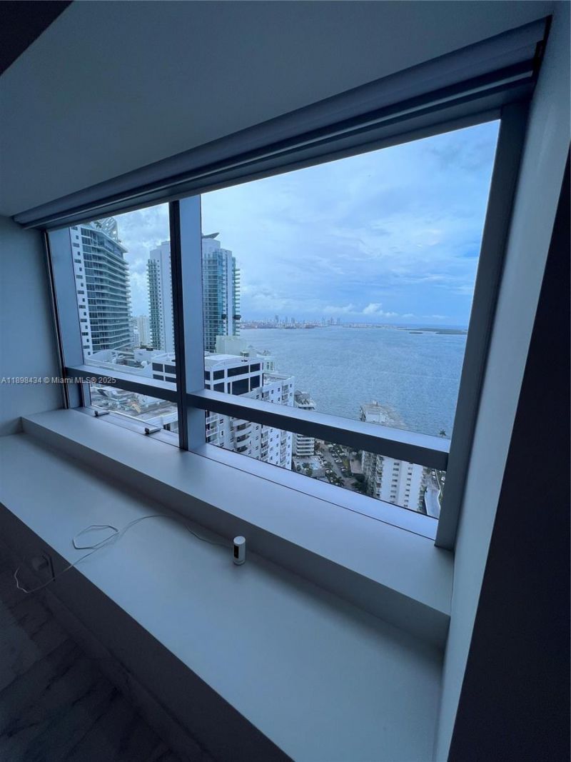 1435 Brickell Ave, Unit 3307, Miami, FL 33131 Photo