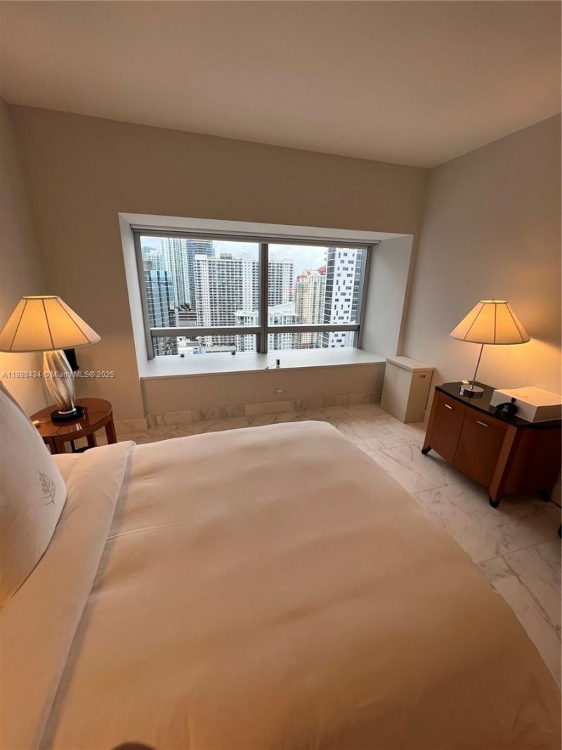 1435 Brickell Ave, Unit 3307, Miami, FL 33131 Photo