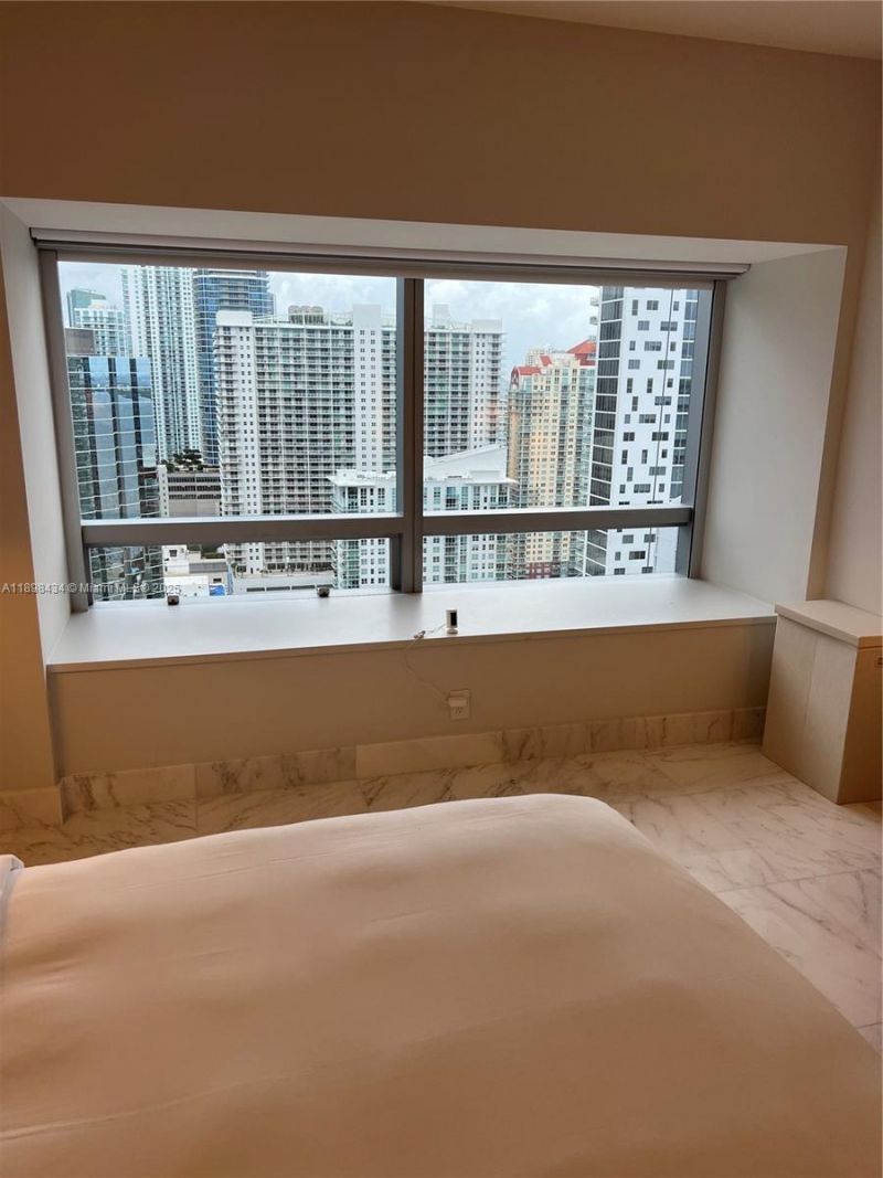 1435 Brickell Ave, Unit 3307, Miami, FL 33131 Photo