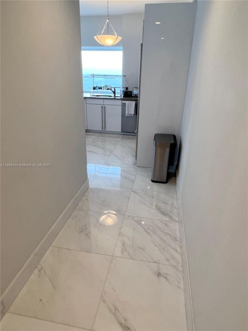 1435 Brickell Ave, Unit 3307, Miami, FL 33131 Photo
