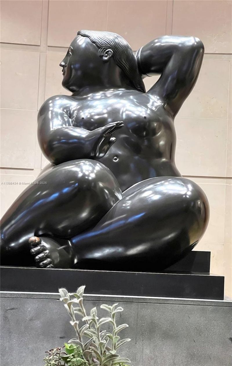 1435 Brickell Ave, Unit 3307, Miami, FL 33131 Photo