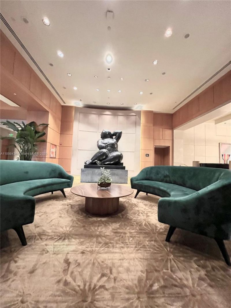 1435 Brickell Ave, Unit 3307, Miami, FL 33131 Photo