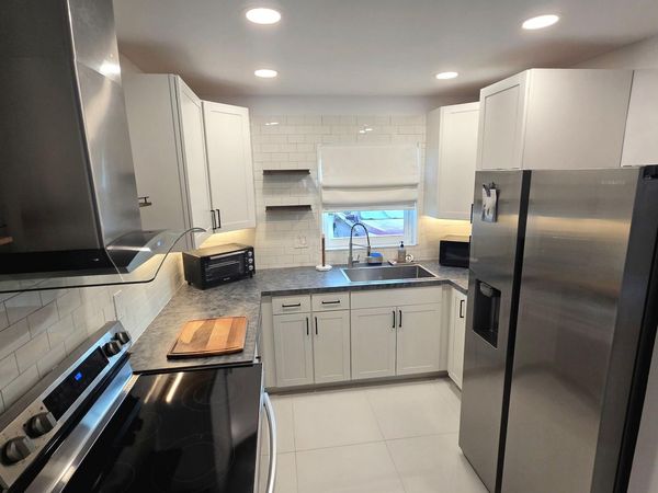 2568 Dudley Drive E, Unit G, West Palm Beach, FL 33415