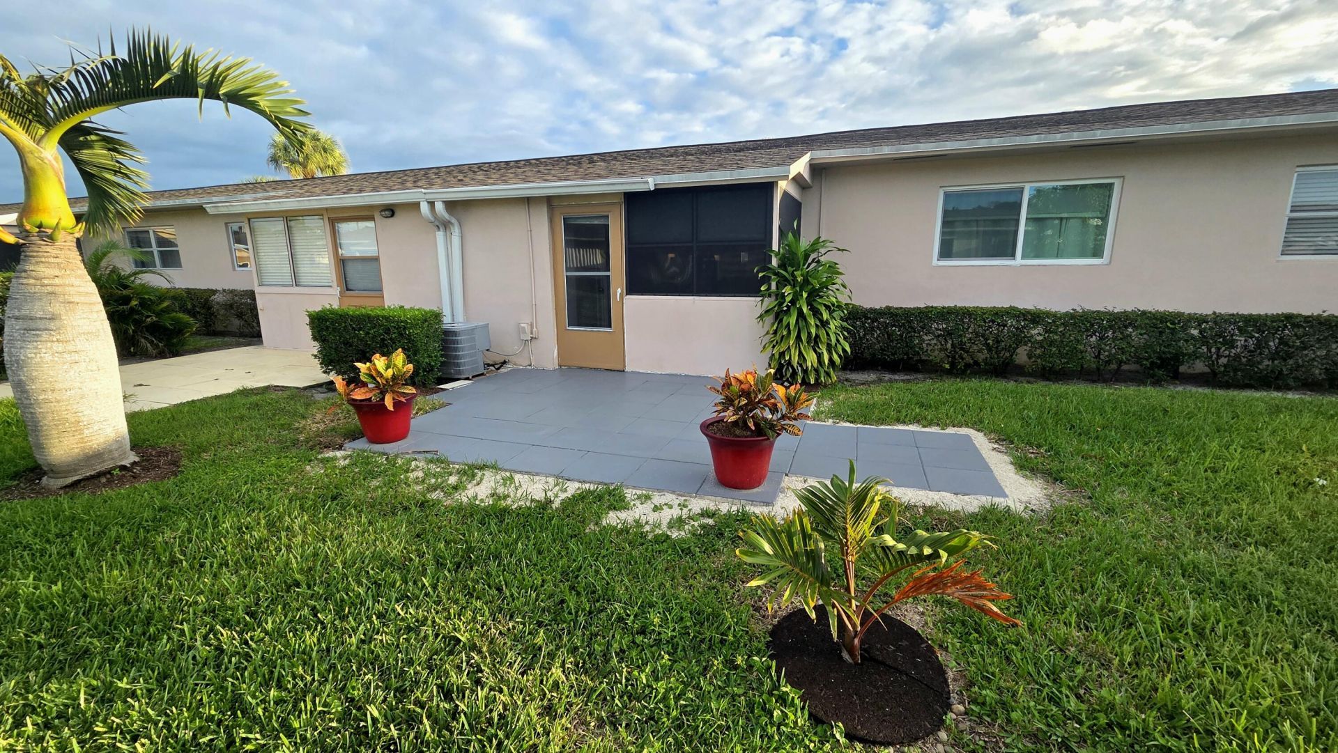 2568 Dudley Drive E, Unit G, West Palm Beach, FL 33415 Photo