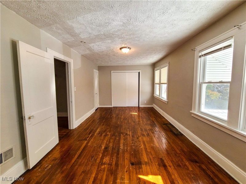 24691 Hawthorne, Euclid, OH 44117 Photo 7