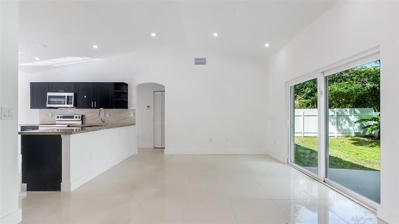 1811 SW 124th Way, Miramar, FL 33027 Photo