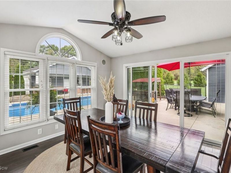 175 Hahns Way, Wadsworth, OH 44281 Photo 11