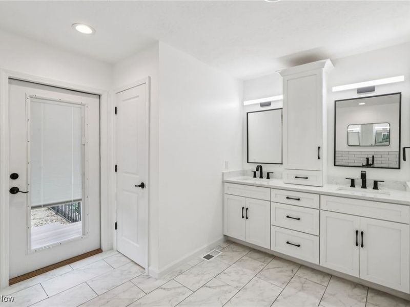 175 Hahns Way, Wadsworth, OH 44281 Photo 16