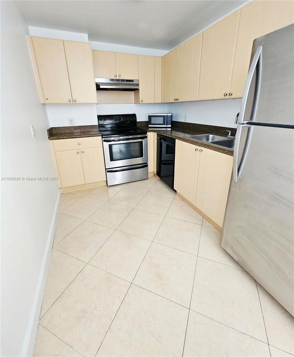 2280 SW 32nd Ave, Unit 511, Miami, FL 33145 Photo