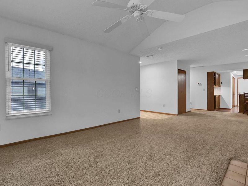 2560 Trotterslane Drive, Columbus, OH 43235 Photo 11