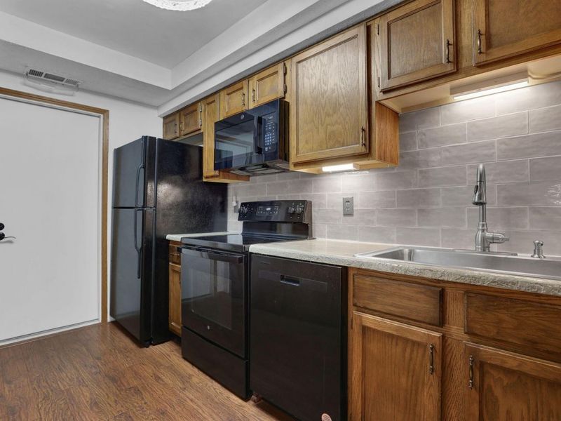 2560 Trotterslane Drive, Columbus, OH 43235 Photo 14