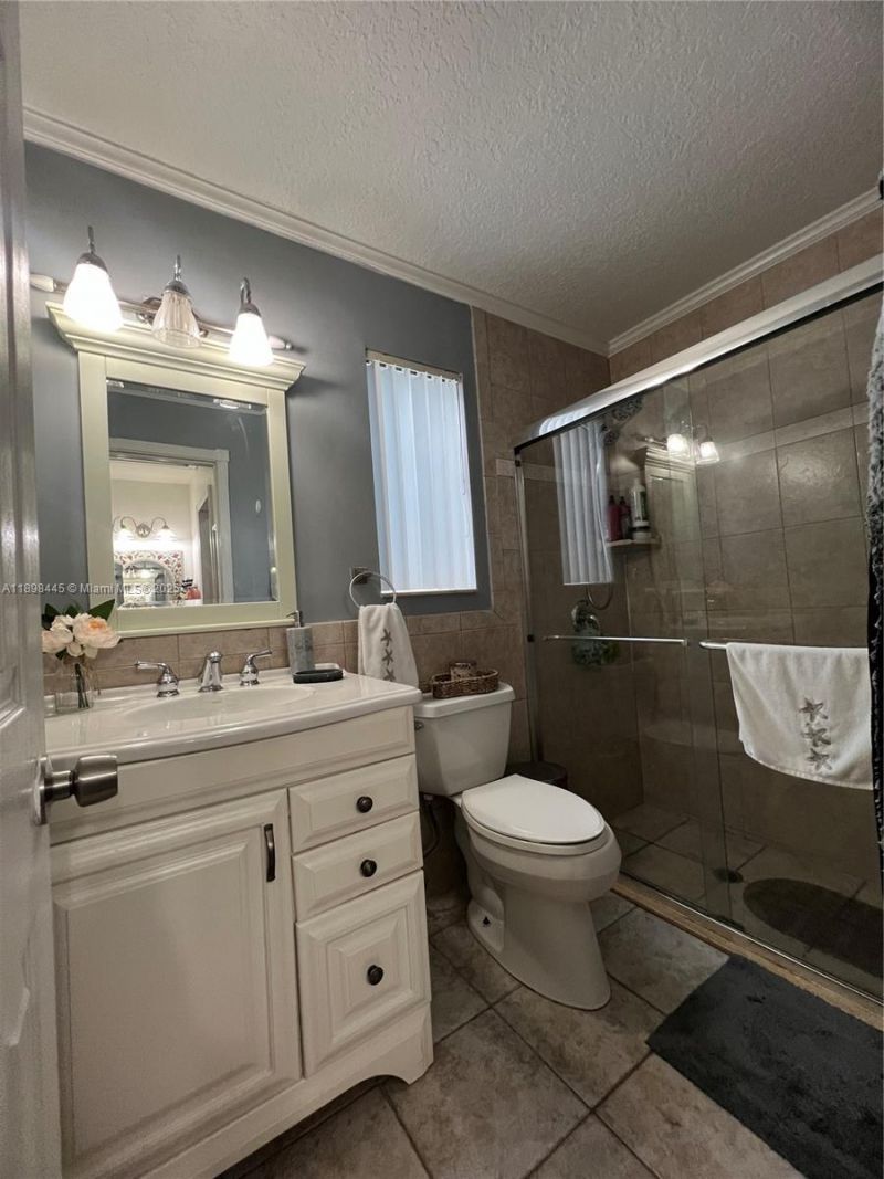 11370 NW 46th Pl, Sunrise, FL 33323 Photo