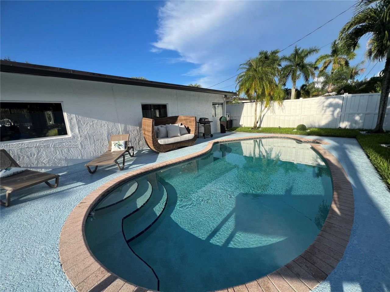 11370 NW 46th Pl, Sunrise, FL 33323 Photo