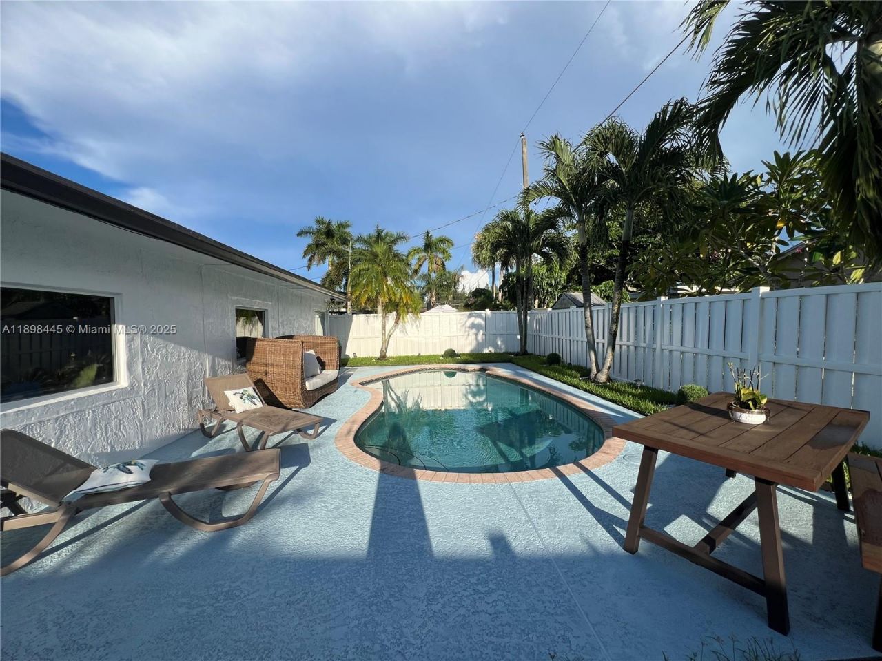 11370 NW 46th Pl, Sunrise, FL 33323 Photo