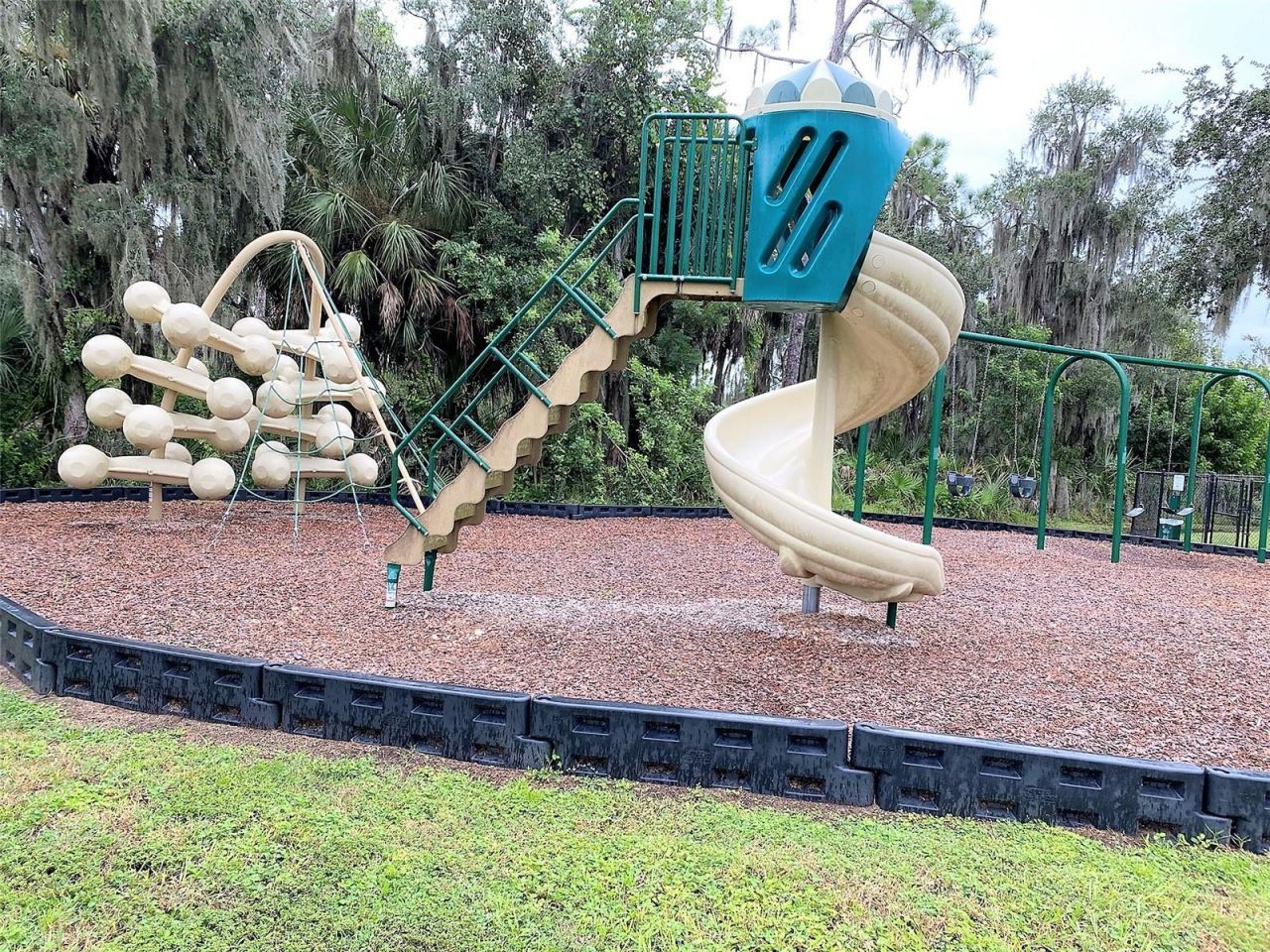 5231 San Palermo Drive, Bradenton, FL 34208 Photo