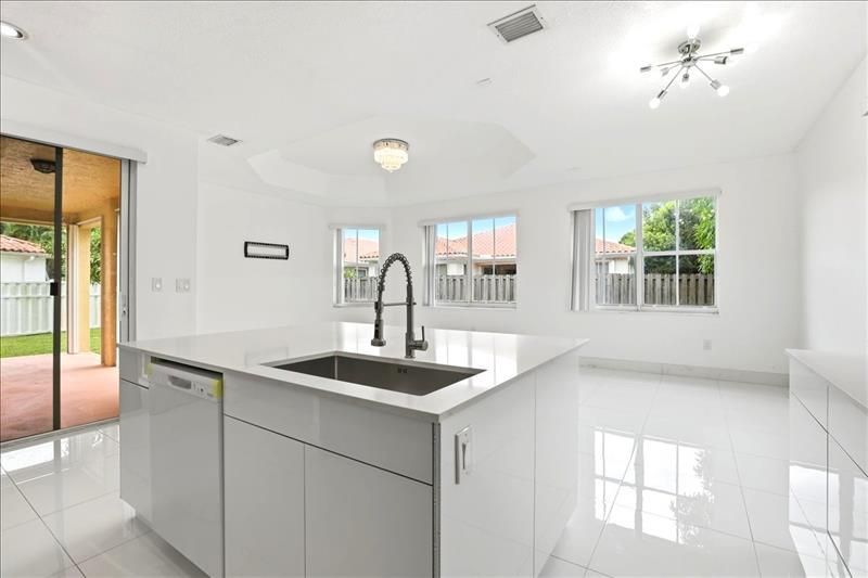 3802 SW 165th Terrace, Miramar, FL 33027 Photo