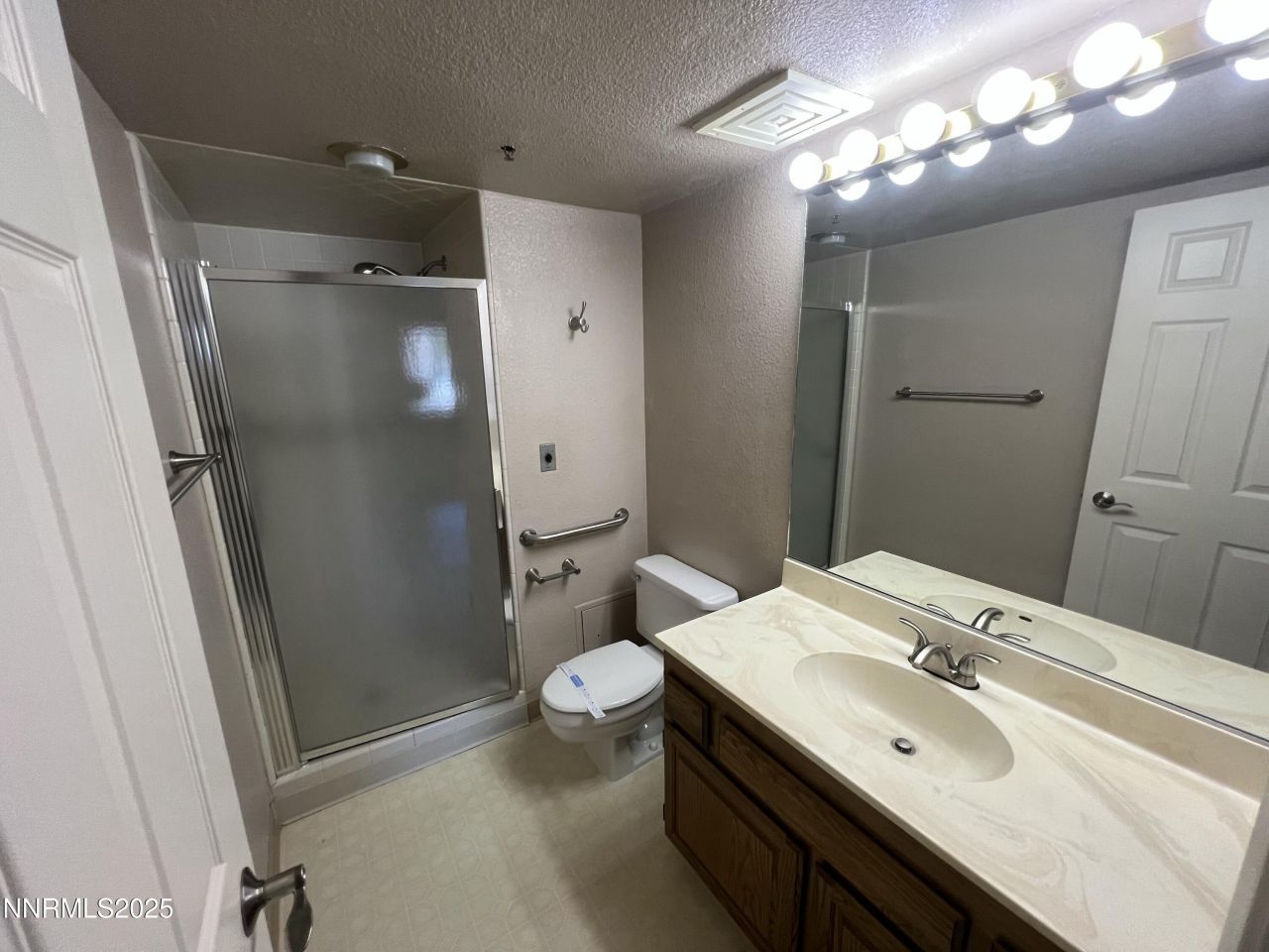 3095 Lakeside Drive, Unit 110, Reno, NV 89509 Photo
