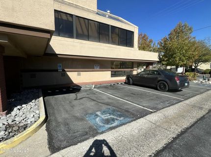 3095 Lakeside Drive, Unit 110, Reno, NV 89509 Photo