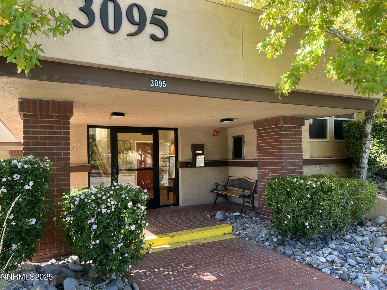 3095 Lakeside Drive, Unit 110, Reno, NV 89509 Photo