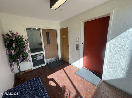 3095 Lakeside Drive, Unit 110, Reno, NV 89509 Photo