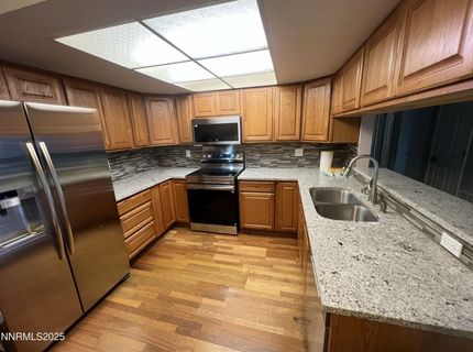 3095 Lakeside Drive, Unit 110, Reno, NV 89509 Photo