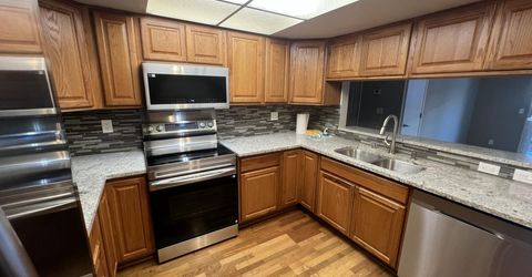 3095 Lakeside Drive, Unit 110, Reno, NV 89509 Photo