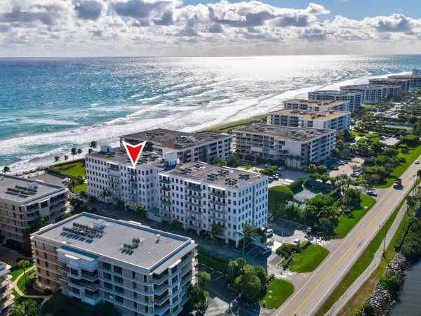 3230 S Ocean Boulevard, Unit D607, Palm Beach, FL 33480