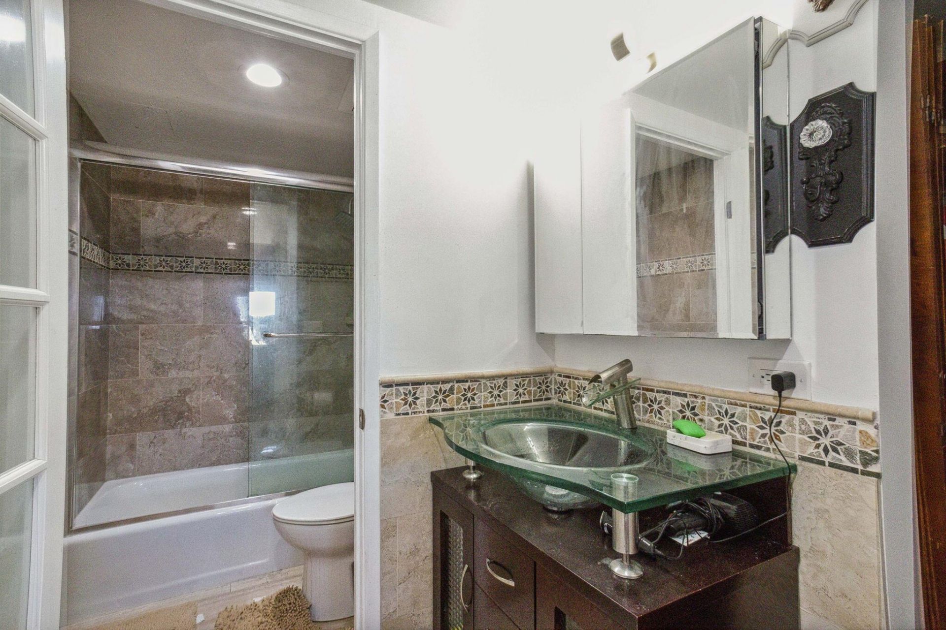 3230 S Ocean Boulevard, Unit D607, Palm Beach, FL 33480 Photo