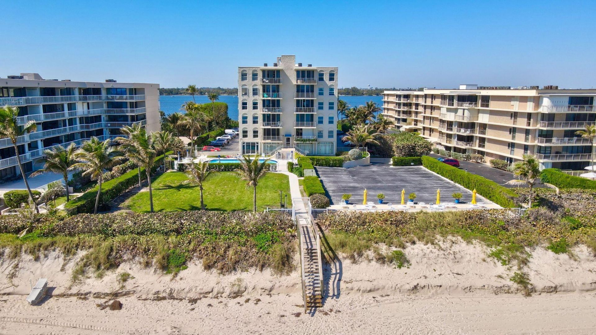 3230 S Ocean Boulevard, Unit D607, Palm Beach, FL 33480 Photo