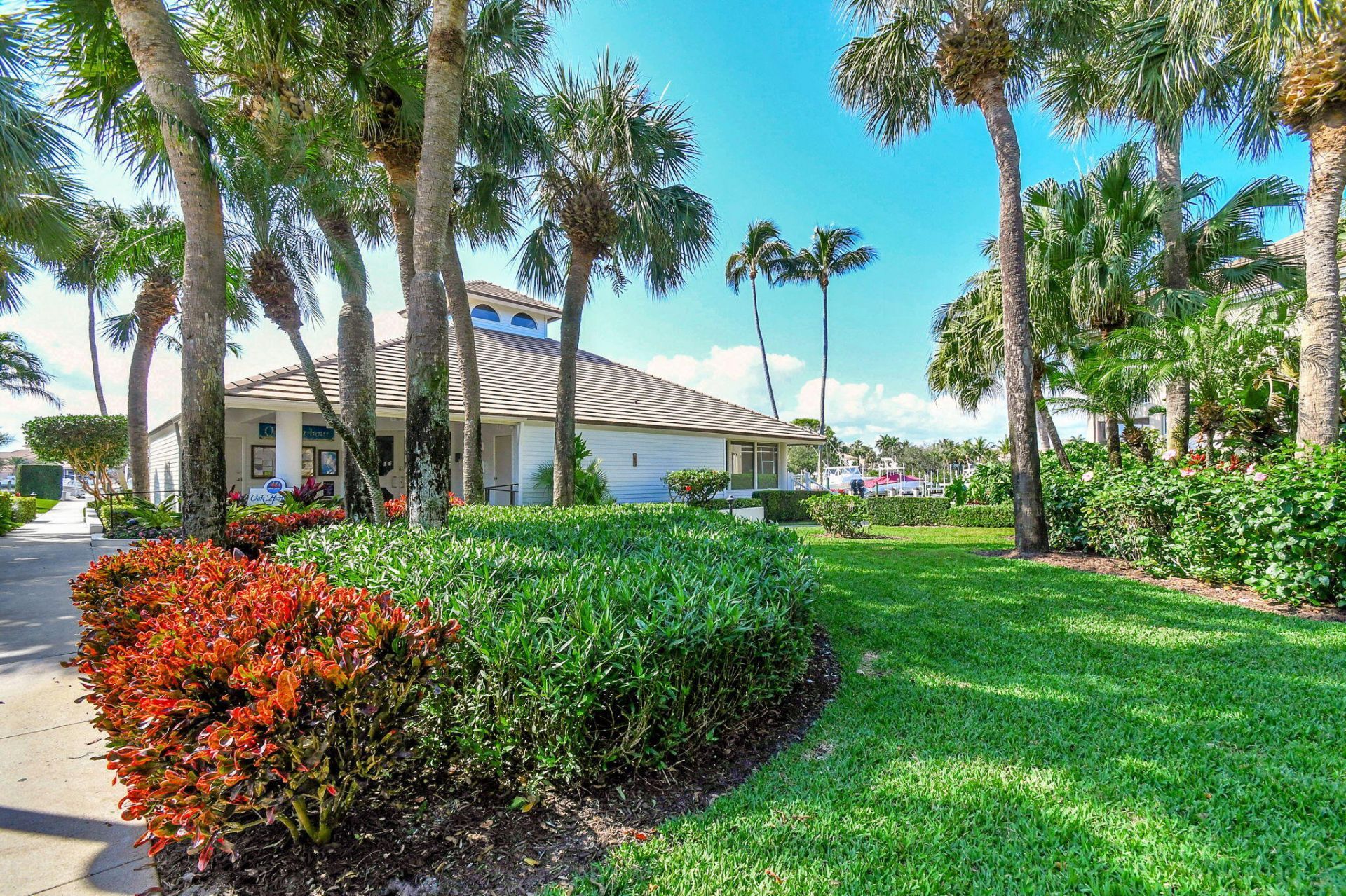 318 Oak Harbour Drive, Unit 318, Juno Beach, FL 33408 Photo