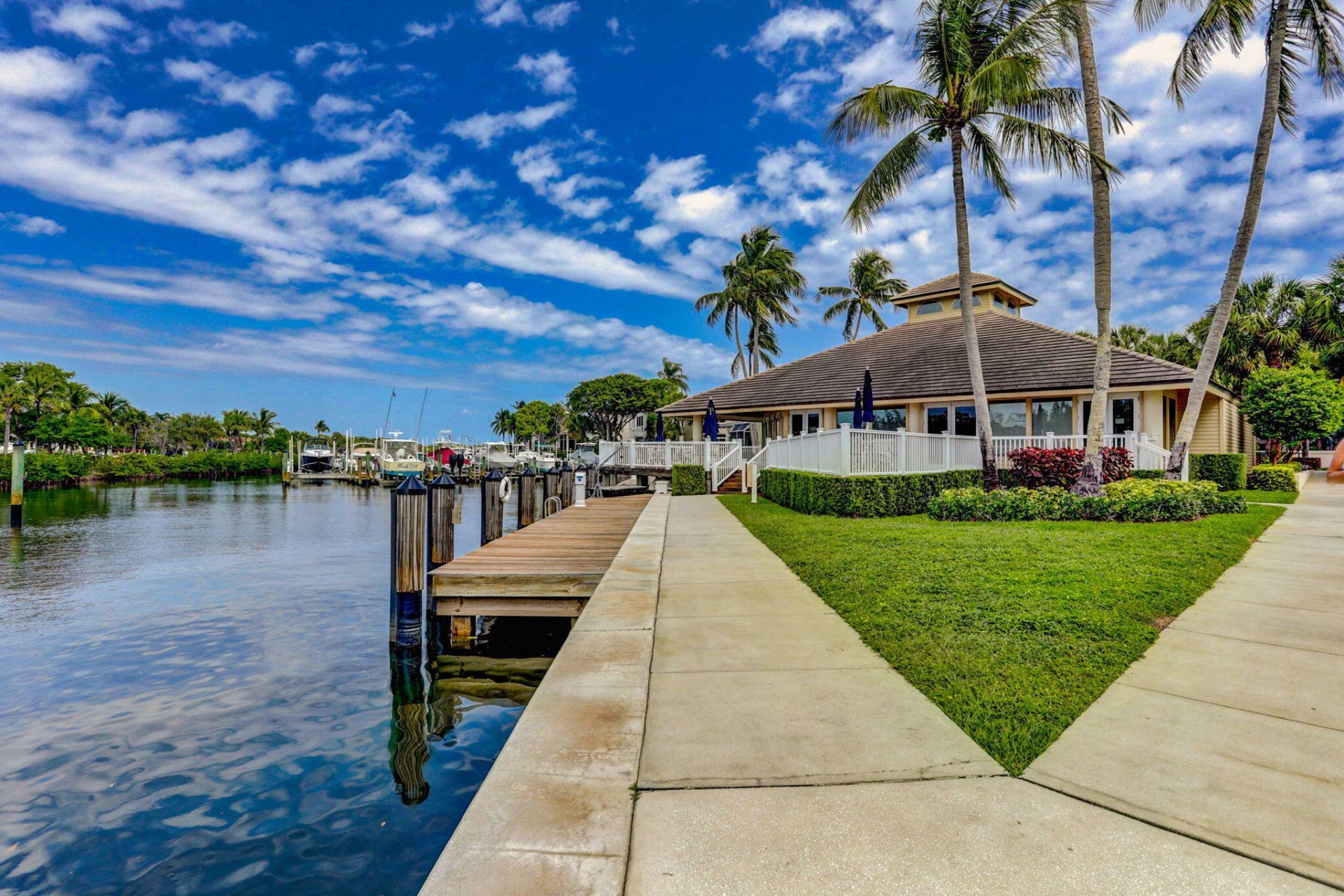 318 Oak Harbour Drive, Unit 318, Juno Beach, FL 33408 Photo