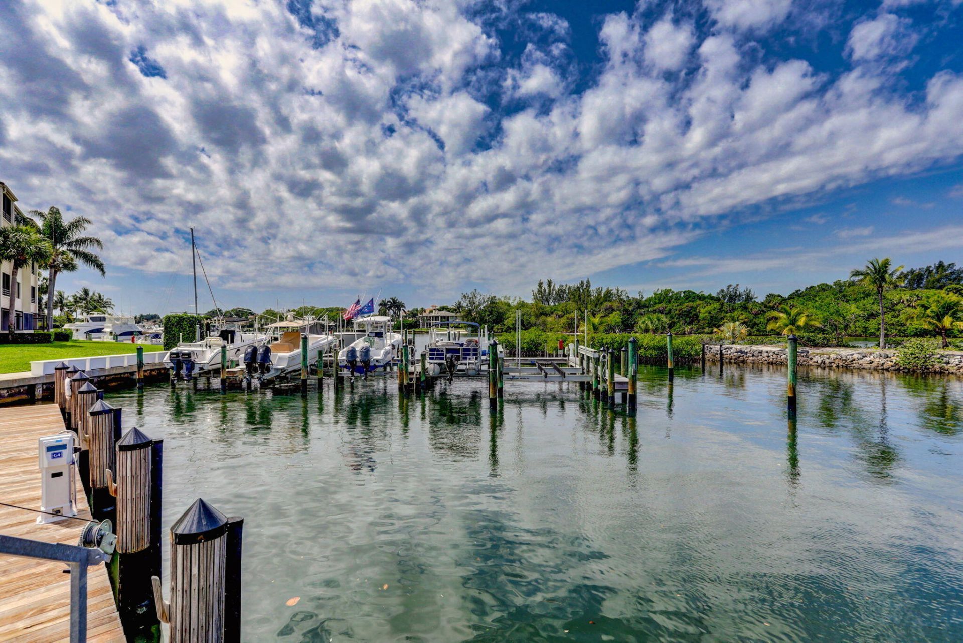 318 Oak Harbour Drive, Unit 318, Juno Beach, FL 33408 Photo