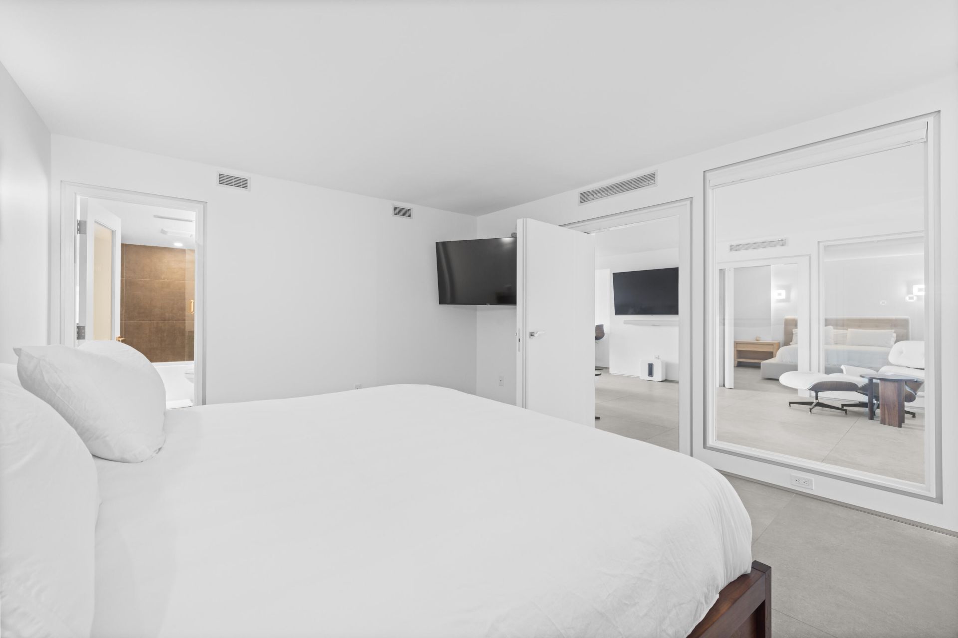 5200 N Flagler Drive, Unit 2301, West Palm Beach, FL 33407 Photo