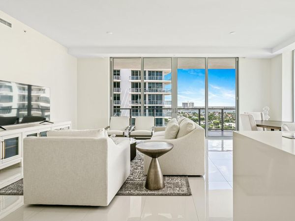 3100 N Ocean Drive, Unit H-1409, Singer Island, FL 33404