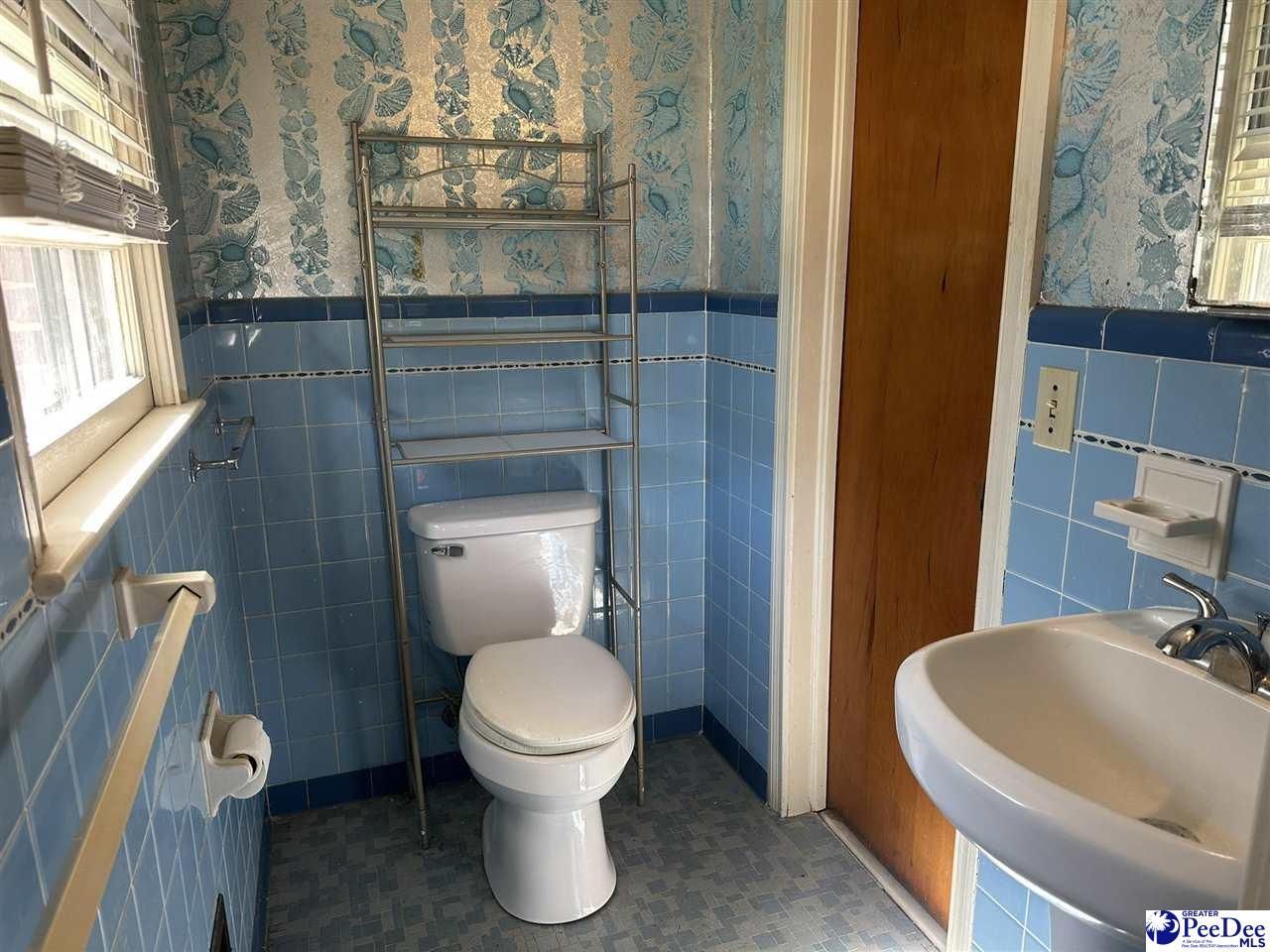 103 E 2nd Avenue Photo 21