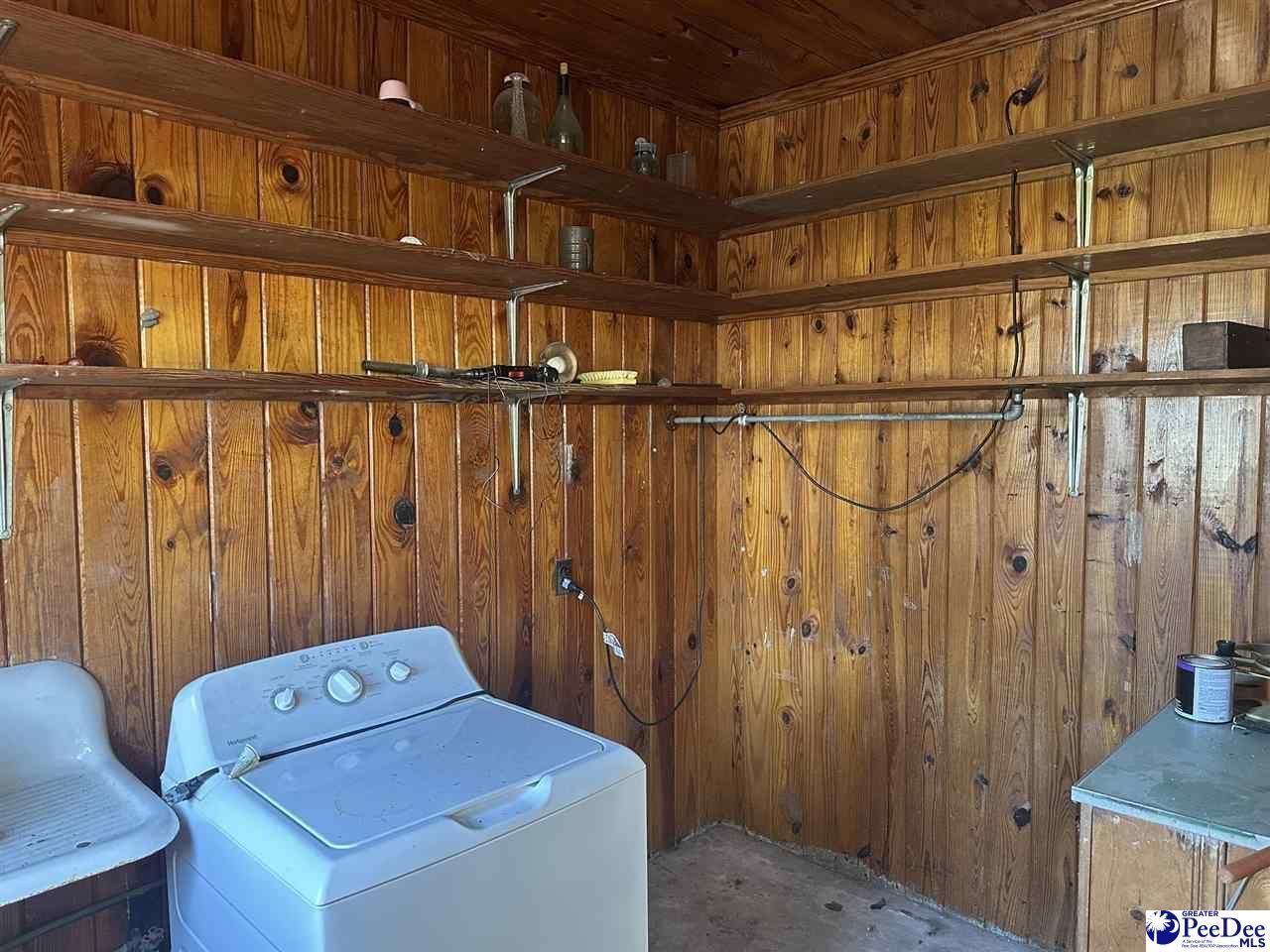 103 E 2nd Avenue Photo 23