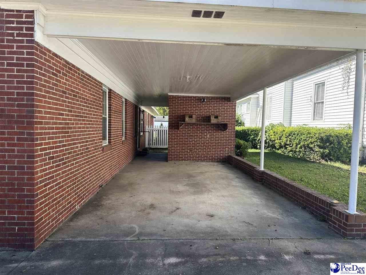 103 E 2nd Avenue Photo 24