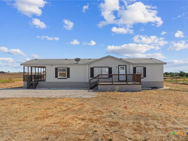 183 Altamira Avenue, Elgin, TX 78621