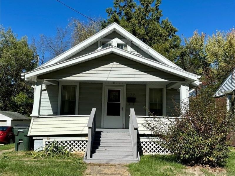 349 E Hopocan Avenue, Barberton, OH 44203 Photo 1