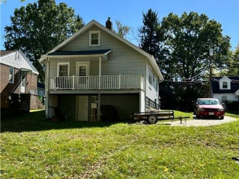 349 E Hopocan Avenue, Barberton, OH 44203 Photo 20