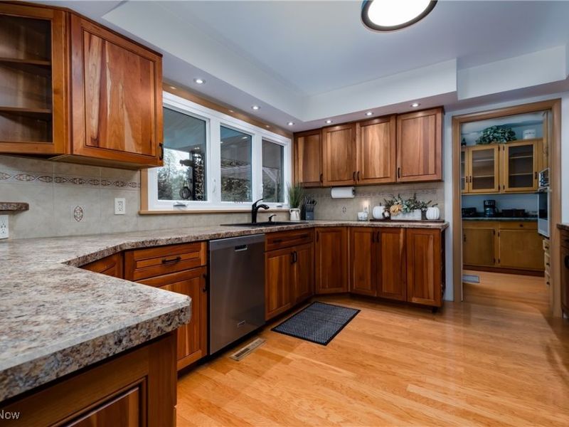 2742 Dunkeith Drive NW, Canton, OH 44708 Photo 17