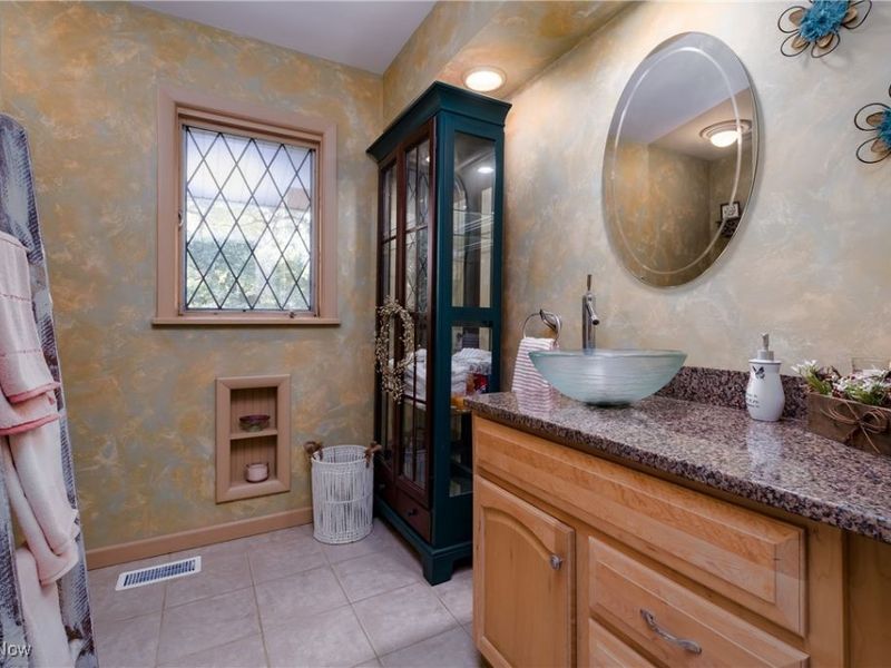 2742 Dunkeith Drive NW, Canton, OH 44708 Photo 23