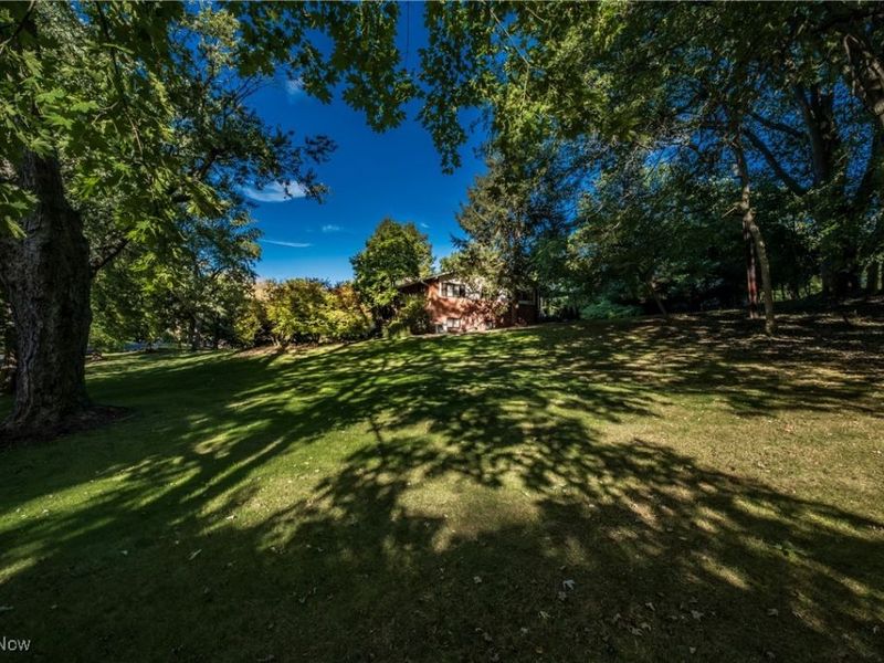 2742 Dunkeith Drive NW, Canton, OH 44708 Photo 38