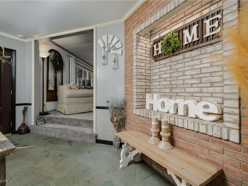 2742 Dunkeith Drive NW, Canton, OH 44708 Photo 5