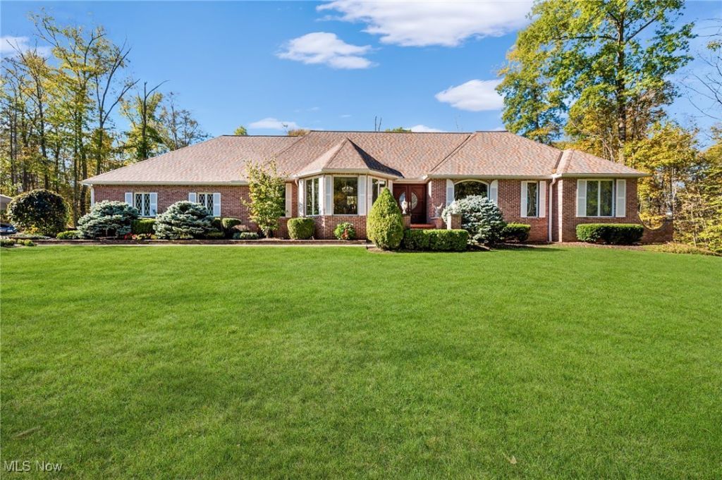 10885 Scranton Woods Trail, Newbury, OH 44065