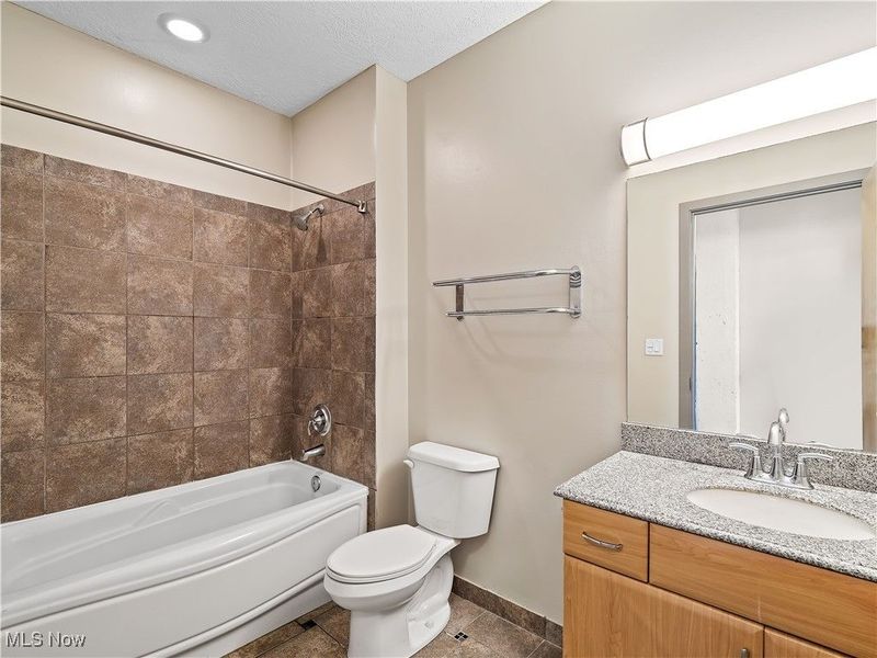 1104 Prospect Avenue E, Unit 401, Cleveland, OH 44115 Photo 16