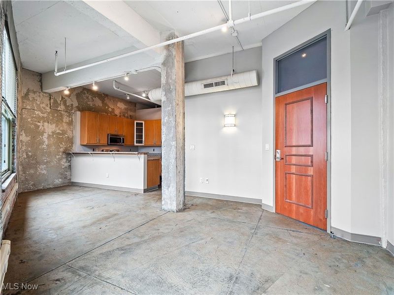 1104 Prospect Avenue E, Unit 401, Cleveland, OH 44115 Photo 4