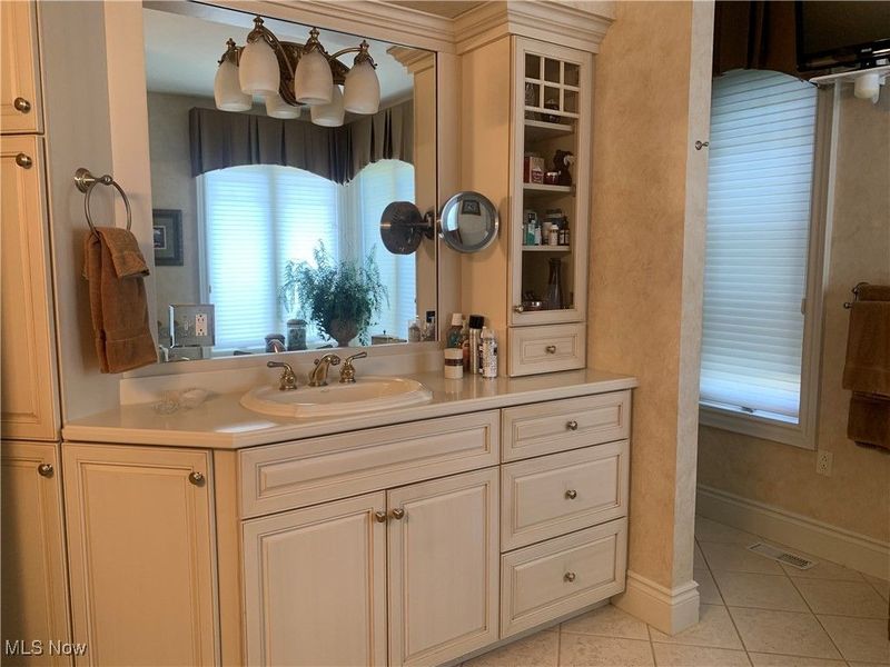 939 Cedar Point Road, Sandusky, OH 44870 Photo 8